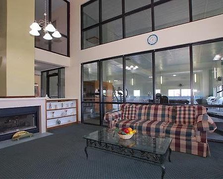 Premier Inn And Suites Erick Interior photo